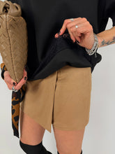 Carica l'immagine nel visualizzatore di Gallery, MAGLIA DETAILS NERA
