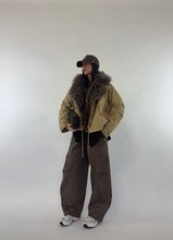 Carica l&#39;immagine nel visualizzatore di Gallery, PIUMINO FUR
