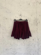 Carica l&#39;immagine nel visualizzatore di Gallery, FLUFFY SKIRTYPANTS
