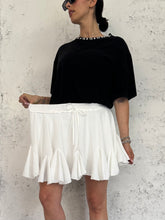 Carica l&#39;immagine nel visualizzatore di Gallery, FLUFFY SKIRTYPANTS
