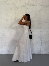 Carica l&#39;immagine nel visualizzatore di Gallery, TEXTURE DRESS LONG
