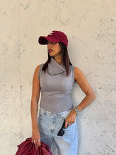 Carica l&#39;immagine nel visualizzatore di Gallery, MAGLIA NECK BOLD GRIGIA
