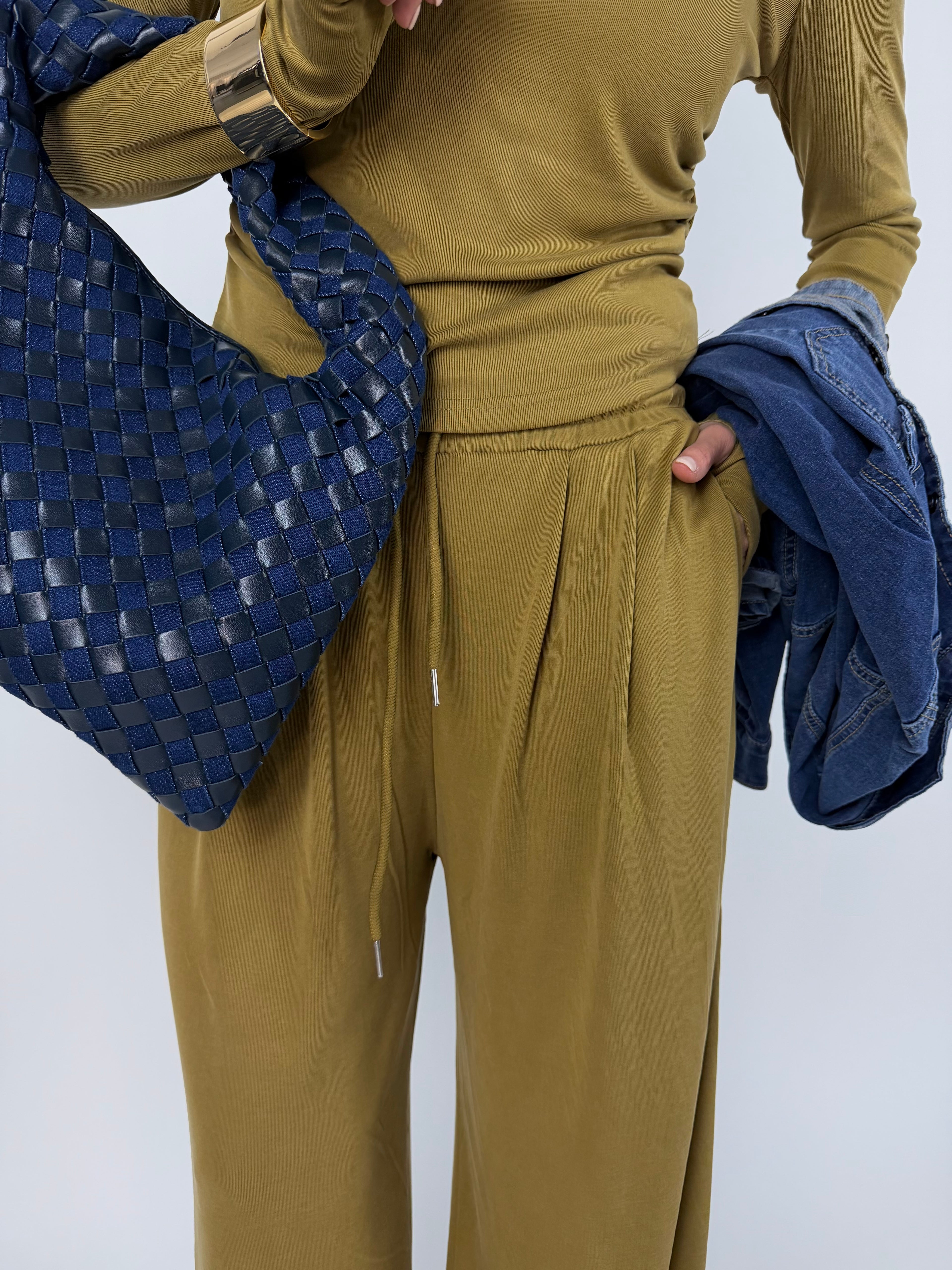 ESSENTIAL CHIC SET PISTACCHIO