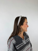 Carica l'immagine nel visualizzatore di Gallery, EARRINGS WAVY DROP SILVER
