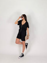 Carica l'immagine nel visualizzatore di Gallery, JUMP HOODIE NERO

