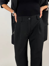 Carica l'immagine nel visualizzatore di Gallery, SUIT BLACK SHINE
