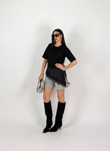 Carica l'immagine nel visualizzatore di Gallery, T-SHIRT LOW LACE NERA
