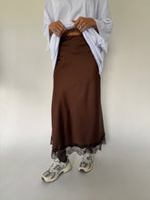 Carica l&#39;immagine nel visualizzatore di Gallery, SKIRTY SLIP CACAO
