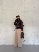Carica l&#39;immagine nel visualizzatore di Gallery, CHIODO DARK RUSSET

