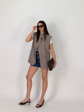 Carica l'immagine nel visualizzatore di Gallery, GILET ONE TAUPE
