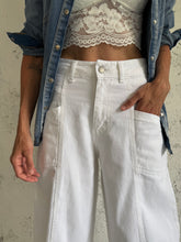 Carica l&#39;immagine nel visualizzatore di Gallery, JEANS PASTEL GLOBE

