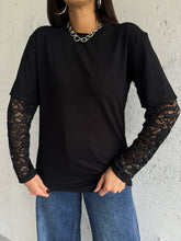 Carica l&#39;immagine nel visualizzatore di Gallery, t-shirt lace
