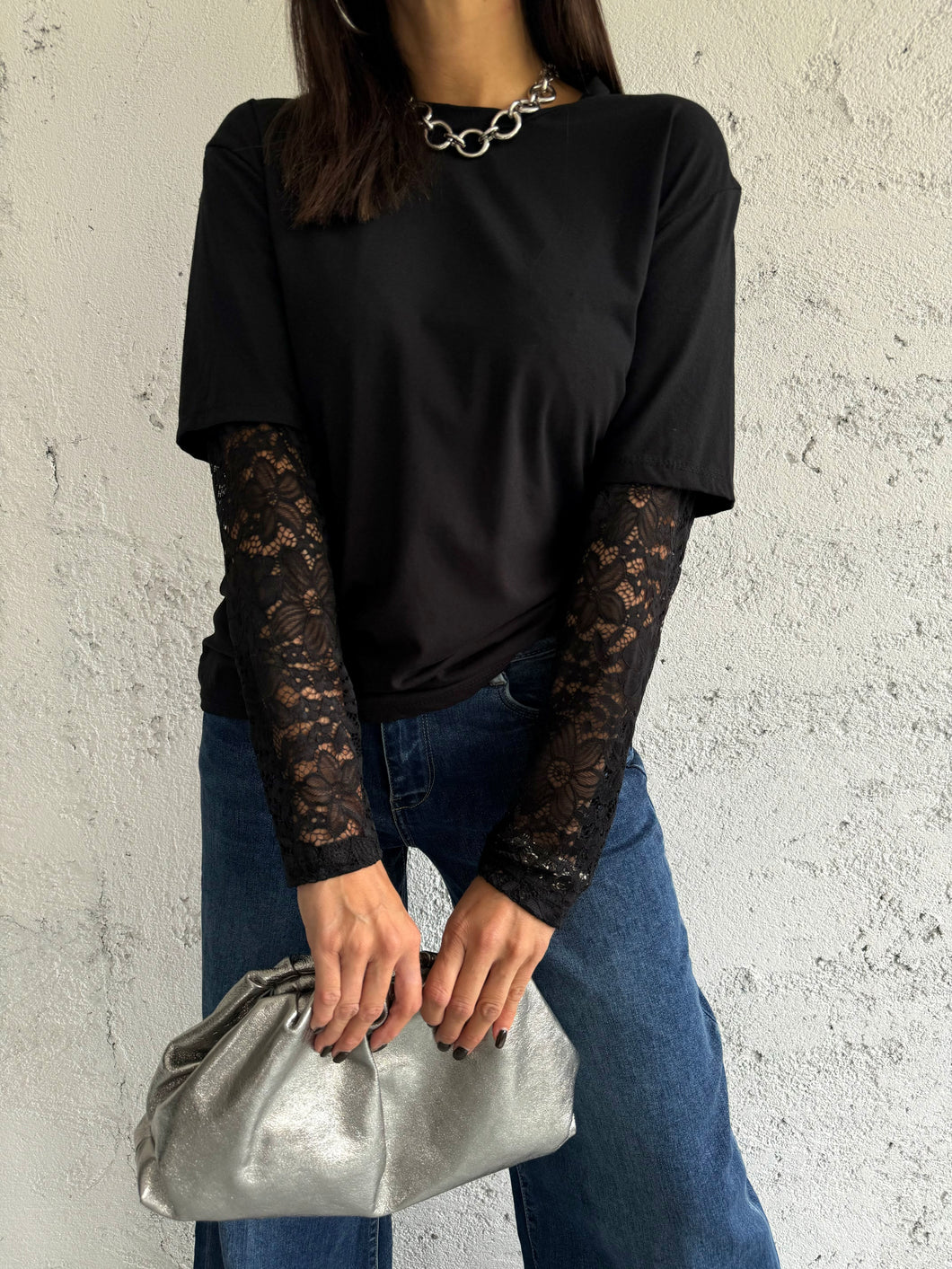 t-shirt lace