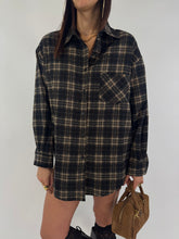 Carica l&#39;immagine nel visualizzatore di Gallery, CAMICIA CHECK NERA
