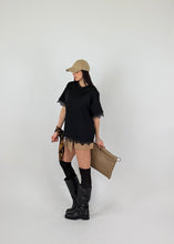 Carica l'immagine nel visualizzatore di Gallery, MAGLIA DETAILS NERA
