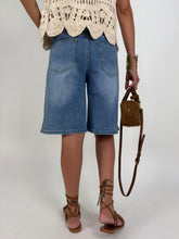 Carica l'immagine nel visualizzatore di Gallery, BERMUDA DENIM
