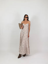 Carica l'immagine nel visualizzatore di Gallery, DRESS COUNTRY CHIC
