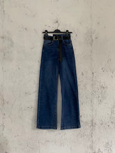 Carica l&#39;immagine nel visualizzatore di Gallery, JEANS REGULAR BELT
