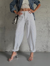 Carica l&#39;immagine nel visualizzatore di Gallery, JEANS PASTEL GLOBE
