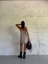 Carica l&#39;immagine nel visualizzatore di Gallery, MINI DRESS CREAMY
