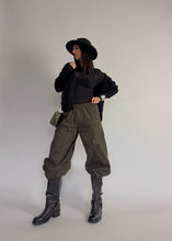 Carica l&#39;immagine nel visualizzatore di Gallery, MAGLIA VELO NERA
