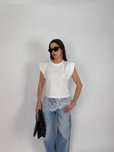 Carica l'immagine nel visualizzatore di Gallery, MAGLIA SHOL LACE BIANCA
