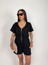 Carica l'immagine nel visualizzatore di Gallery, JUMP HOODIE NERO
