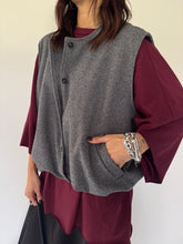 Carica l&#39;immagine nel visualizzatore di Gallery, GILET TWILL GRIGIO
