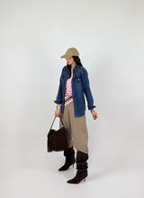 Carica l'immagine nel visualizzatore di Gallery, JEANS SHIRT
