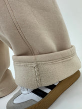 Carica l&#39;immagine nel visualizzatore di Gallery, TUTA GLOBE CREMA
