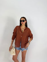 Carica l'immagine nel visualizzatore di Gallery, VEIL SHIRT RAME
