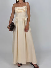 Carica l'immagine nel visualizzatore di Gallery, HONEY DRESS BURRO
