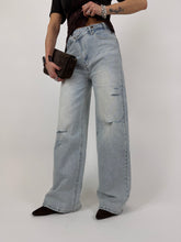 Carica l'immagine nel visualizzatore di Gallery, JEANS WEIL
