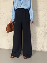 Carica l&#39;immagine nel visualizzatore di Gallery, CROSS BOTTON PANTS

