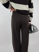 Carica l&#39;immagine nel visualizzatore di Gallery, CHIC PANTS MOKA
