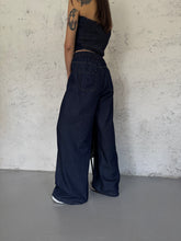 Carica l&#39;immagine nel visualizzatore di Gallery, completo denim
