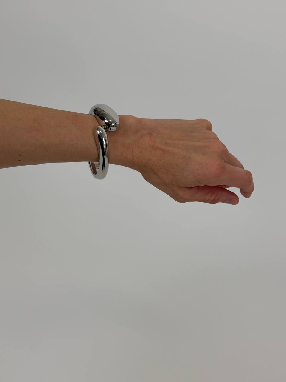 BANGLE CROSS SILVER