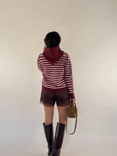 Carica l&#39;immagine nel visualizzatore di Gallery, SHORTS LACE BORDEAUX
