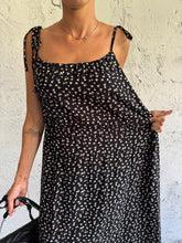 Carica l&#39;immagine nel visualizzatore di Gallery, DRESS LAND
