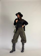 Carica l&#39;immagine nel visualizzatore di Gallery, MAGLIA VELO NERA
