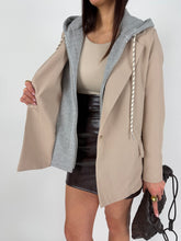 Carica l'immagine nel visualizzatore di Gallery, BLAZER HOODIE CIPRIA
