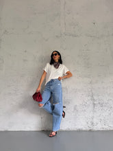 Carica l&#39;immagine nel visualizzatore di Gallery, RIPPED JEANS
