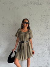Carica l&#39;immagine nel visualizzatore di Gallery, COTTON SILK DRESS
