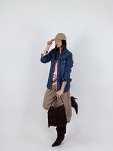 Carica l'immagine nel visualizzatore di Gallery, JEANS SHIRT
