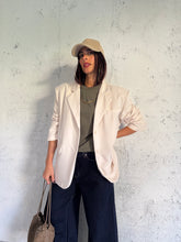 Carica l&#39;immagine nel visualizzatore di Gallery, BLAZER LOOSE FIT AVORIO
