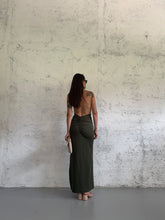 Carica l&#39;immagine nel visualizzatore di Gallery, ABITO HOLE BACK
