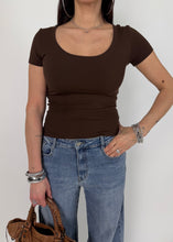 Carica l'immagine nel visualizzatore di Gallery, T-SHIRT DAILY FIT CHOCO
