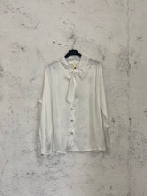 Carica l&#39;immagine nel visualizzatore di Gallery, flake shirt
