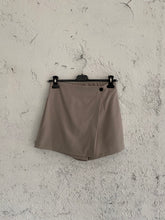 Carica l&#39;immagine nel visualizzatore di Gallery, skirtypants pastel
