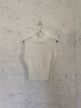 Carica l&#39;immagine nel visualizzatore di Gallery, MAGLIA NECK BOLD BIANCA
